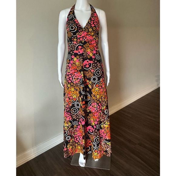1970’s Vintage Halter Flower Power Maxi Dress - Picture 3 of 9